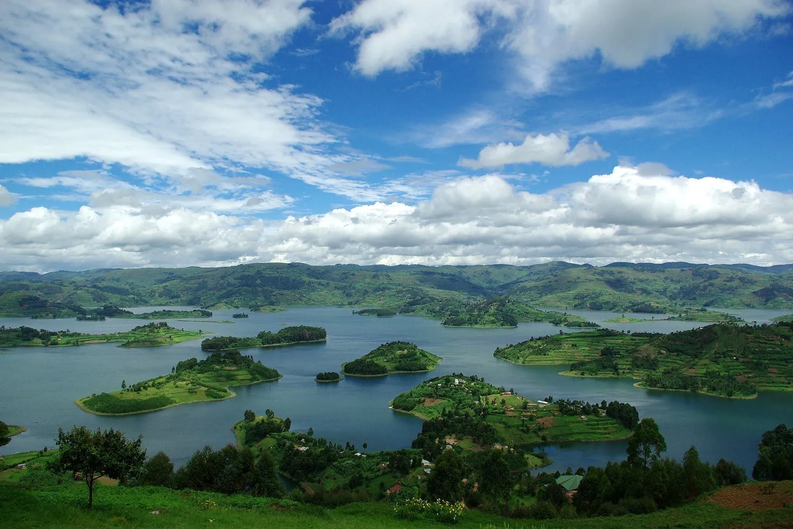 Lake bunyonyi 1